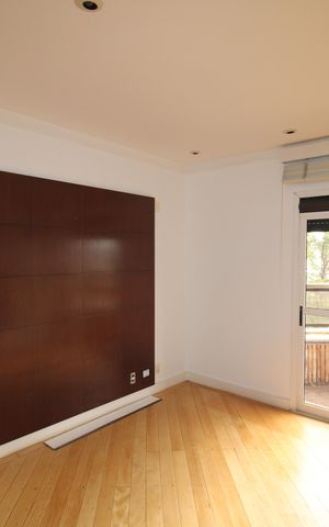 Apartamento à venda com 222m², 4 quartos e 4 vagasQuarto 6
