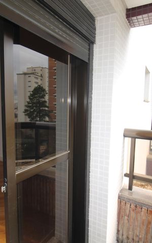 Apartamento à venda com 222m², 4 quartos e 4 vagasQuarto 6 - Varanda