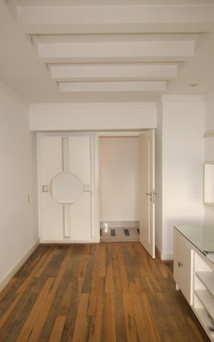 Apartamento à venda com 222m², 4 quartos e 4 vagasQuarto 2