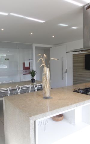 Apartamento para alugar com 101m², 2 quartos e 1 vagaÁrea comum - Salão de festas