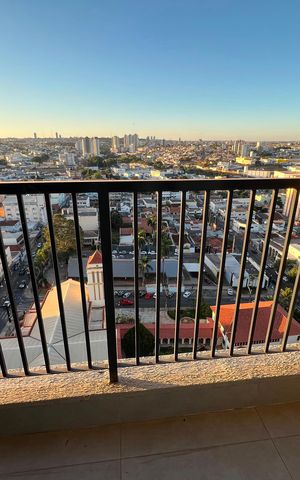 Apartamento para alugar com 78m², 2 quartos e 1 vaga Apartamento para alugar com 78m², 2 quartos e 1 vagaVaranda