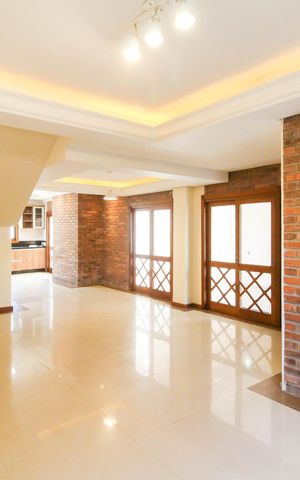Casa de condomínio para alugar com 347m², 3 quartos e 3 vagas Casa de condomínio para alugar com 347m², 3 quartos e 3 vagasSala 1