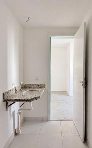 Apartamento à venda com 39m², 2 quartos e sem vaga Apartamento à venda com 39m², 2 quartos e sem vagaBanheiro