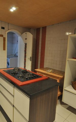 Casa à venda com 360m², 7 quartos e 4 vagasCozinha 2
