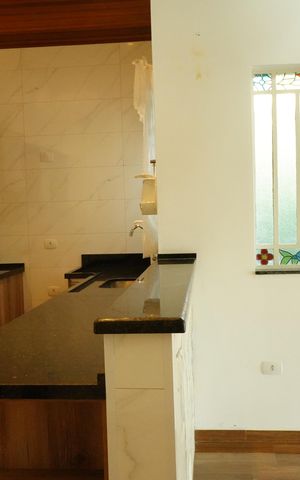 Casa à venda com 210m², 2 quartos e 2 vagasCozinha