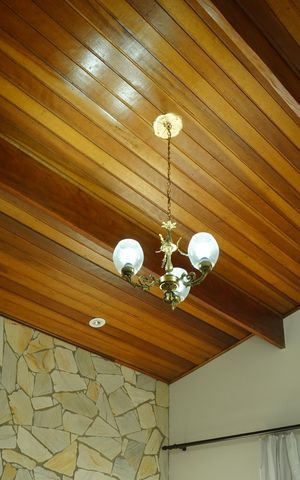 Casa à venda com 210m², 2 quartos e 2 vagasSala
