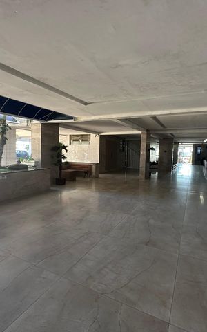 Apartamento para alugar com 149m², 3 quartos e 2 vagas Apartamento para alugar com 149m², 3 quartos e 2 vagasHall de entrada