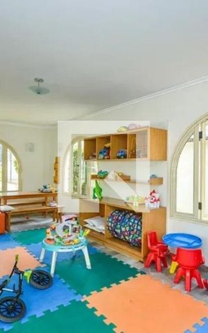 Apartamento para alugar com 165m², 4 quartos e 3 vagas Apartamento para alugar com 165m², 4 quartos e 3 vagasBrinquedoteca