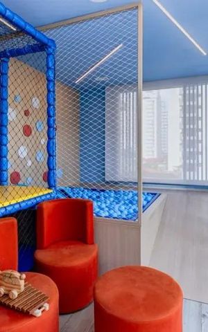 Apartamento à venda com 210m², 4 quartos e 3 vagas Apartamento à venda com 210m², 4 quartos e 3 vagasÁrea externa