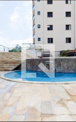 Apartamento à venda com 106m², 3 quartos e 2 vagas Apartamento à venda com 106m², 3 quartos e 2 vagasÁrea comum - Piscina
