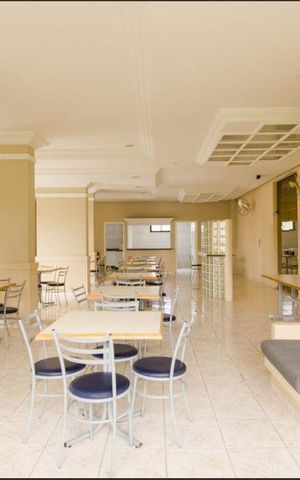 Apartamento à venda com 106m², 3 quartos e 2 vagas Apartamento à venda com 106m², 3 quartos e 2 vagasÁrea comum - Salão de festas