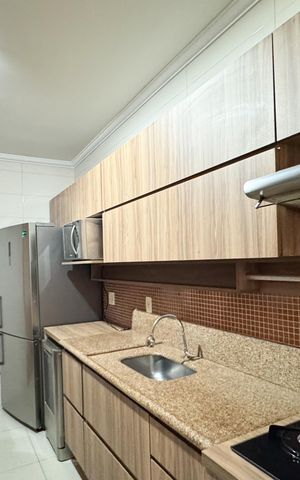 Apartamento à venda com 106m², 3 quartos e 2 vagas Apartamento à venda com 106m², 3 quartos e 2 vagasCozinha