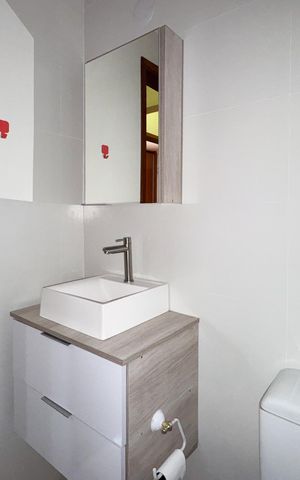 Apartamento à venda com 106m², 3 quartos e 2 vagas Apartamento à venda com 106m², 3 quartos e 2 vagasBanheiro Social