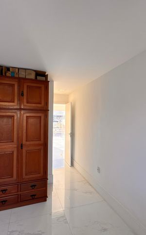 Casa de condomínio para alugar com 297m², 6 quartos e 2 vagas Casa de condomínio para alugar com 297m², 6 quartos e 2 vagasSuíte 5