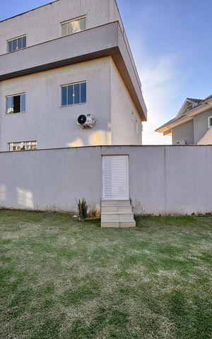 Casa de condomínio para alugar com 297m², 6 quartos e 2 vagas Casa de condomínio para alugar com 297m², 6 quartos e 2 vagasÁrea externa