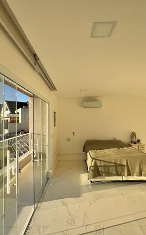 Casa de condomínio para alugar com 297m², 6 quartos e 2 vagas Casa de condomínio para alugar com 297m², 6 quartos e 2 vagasSuíte 1 (Master)