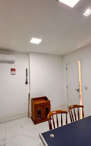 Casa de condomínio para alugar com 297m², 6 quartos e 2 vagas Casa de condomínio para alugar com 297m², 6 quartos e 2 vagasQuarto