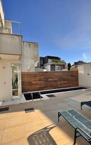 Casa de condomínio para alugar com 297m², 6 quartos e 2 vagas Casa de condomínio para alugar com 297m², 6 quartos e 2 vagasÁrea externa