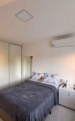 Casa de condomínio para alugar com 297m², 6 quartos e 2 vagas Casa de condomínio para alugar com 297m², 6 quartos e 2 vagasSuíte 3
