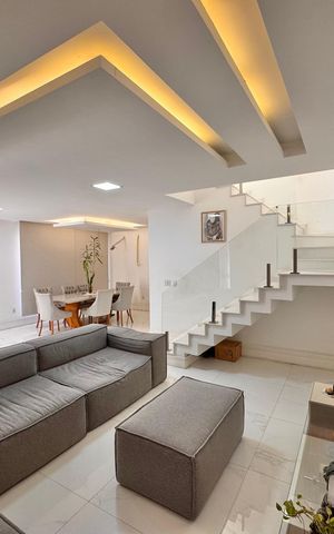 Casa de condomínio para alugar com 297m², 6 quartos e 2 vagas Casa de condomínio para alugar com 297m², 6 quartos e 2 vagasSala