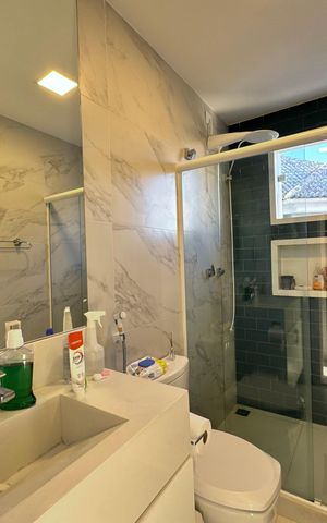 Casa de condomínio para alugar com 297m², 6 quartos e 2 vagas Casa de condomínio para alugar com 297m², 6 quartos e 2 vagasSuíte 3 - Banheiro