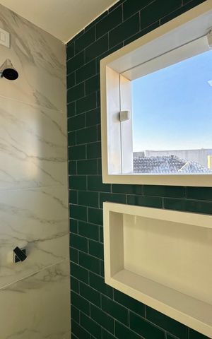 Casa de condomínio para alugar com 297m², 6 quartos e 2 vagas Casa de condomínio para alugar com 297m², 6 quartos e 2 vagasSuíte 4 - Banheiro