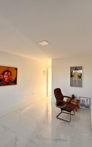 Casa de condomínio para alugar com 297m², 6 quartos e 2 vagas Casa de condomínio para alugar com 297m², 6 quartos e 2 vagasSuíte 4
