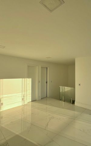 Casa de condomínio para alugar com 297m², 6 quartos e 2 vagas Casa de condomínio para alugar com 297m², 6 quartos e 2 vagasSala (Terceiro Andar)