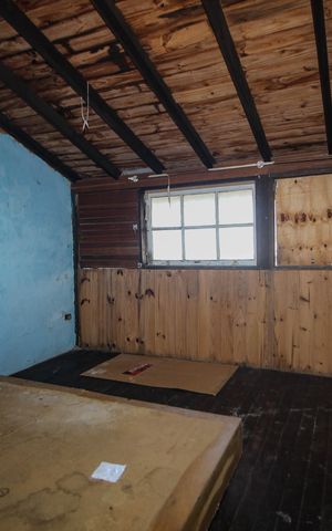 Casa à venda com 120m², 1 quarto e 4 vagas Casa à venda com 120m², 1 quarto e 4 vagasQuarto