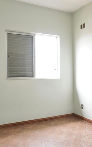 Casa à venda com 294m², 6 quartos e 4 vagas Casa à venda com 294m², 6 quartos e 4 vagasQuarto 1 - Casa 1