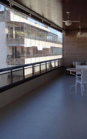 Apartamento à venda com 227m², 3 quartos e 3 vagasvaranda
