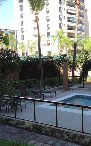 Apartamento à venda com 227m², 3 quartos e 3 vagasÁrea comum - Piscina
