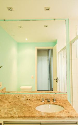 Apartamento para alugar com 131m², 3 quartos e 2 vagas Apartamento para alugar com 131m², 3 quartos e 2 vagasBanheiro da Suíte
