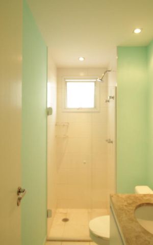 Apartamento para alugar com 131m², 3 quartos e 2 vagas Apartamento para alugar com 131m², 3 quartos e 2 vagasBanheiro social