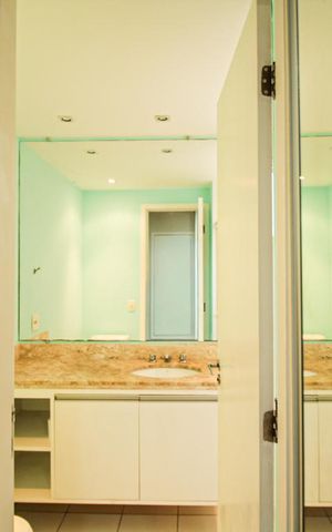 Apartamento para alugar com 131m², 3 quartos e 2 vagas Apartamento para alugar com 131m², 3 quartos e 2 vagasBanheiro da Suíte