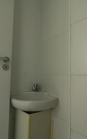 Apartamento para alugar com 131m², 3 quartos e 2 vagas Apartamento para alugar com 131m², 3 quartos e 2 vagasBanheiro de serviço