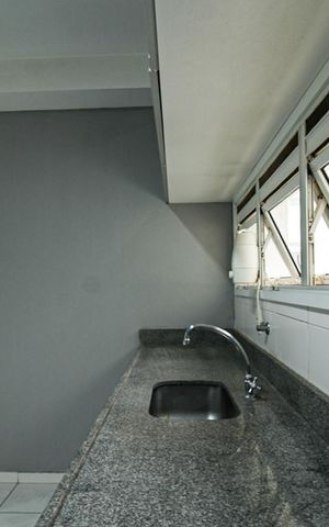 Apartamento para alugar com 131m², 3 quartos e 2 vagas Apartamento para alugar com 131m², 3 quartos e 2 vagasCozinha