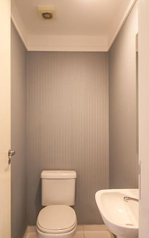 Apartamento para alugar com 131m², 3 quartos e 2 vagas Apartamento para alugar com 131m², 3 quartos e 2 vagasLavabo
