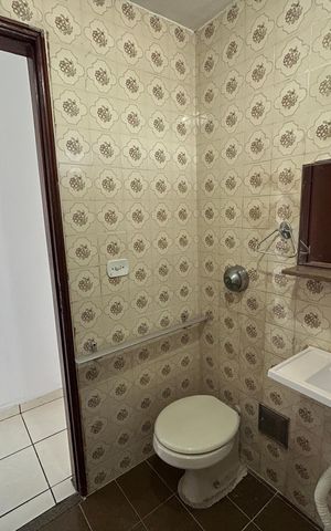 Apartamento para alugar com 60m², 2 quartos e 1 vaga Apartamento para alugar com 60m², 2 quartos e 1 vagaBanheiro social