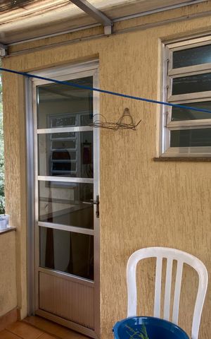 Casa para alugar com 573m², 2 quartos e 2 vagas Casa para alugar com 573m², 2 quartos e 2 vagasÁrea de ServiçoÁrea de Serviço - Área externa