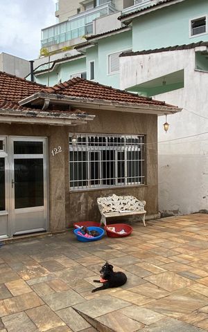 Casa para alugar com 573m², 2 quartos e 2 vagas Casa para alugar com 573m², 2 quartos e 2 vagasÁrea externa - Garagem