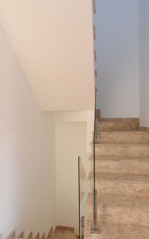 Casa de condomínio para alugar com 155m², 3 quartos e 2 vagasCorrdor/Escadas