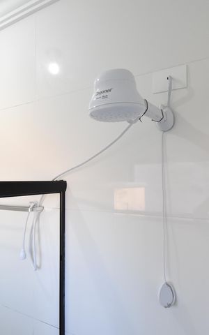 Casa de condomínio para alugar com 155m², 3 quartos e 2 vagasBanheiro da Suíte