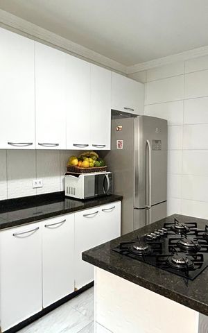 Casa para alugar com 170m², 3 quartos e 5 vagas Casa para alugar com 170m², 3 quartos e 5 vagasCozinha