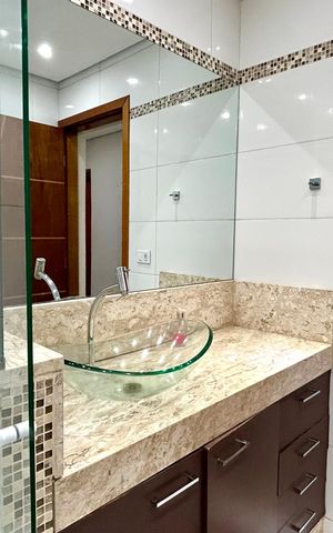 Casa para alugar com 170m², 3 quartos e 5 vagas Casa para alugar com 170m², 3 quartos e 5 vagasBanheiro
