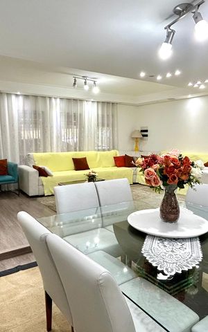 Casa para alugar com 170m², 3 quartos e 5 vagas Casa para alugar com 170m², 3 quartos e 5 vagasCopa