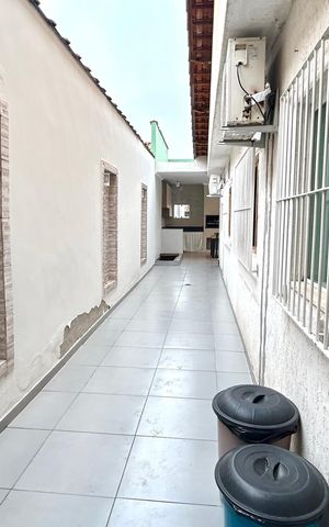 Casa para alugar com 170m², 3 quartos e 5 vagas Casa para alugar com 170m², 3 quartos e 5 vagasÁrea externa