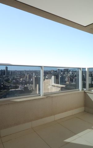 Apartamento para alugar com 145m², 3 quartos e 2 vagasQuarto 2 - Suíte - Sacada