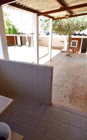 Casa à venda com 360m², 3 quartos e 3 vagasÁrea de Serviço
