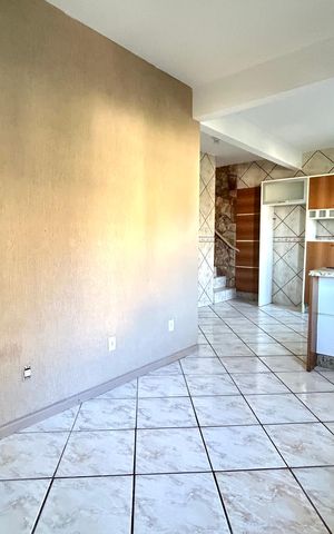 Casa para alugar com 84m², 3 quartos e 1 vaga Casa para alugar com 84m², 3 quartos e 1 vagaSala